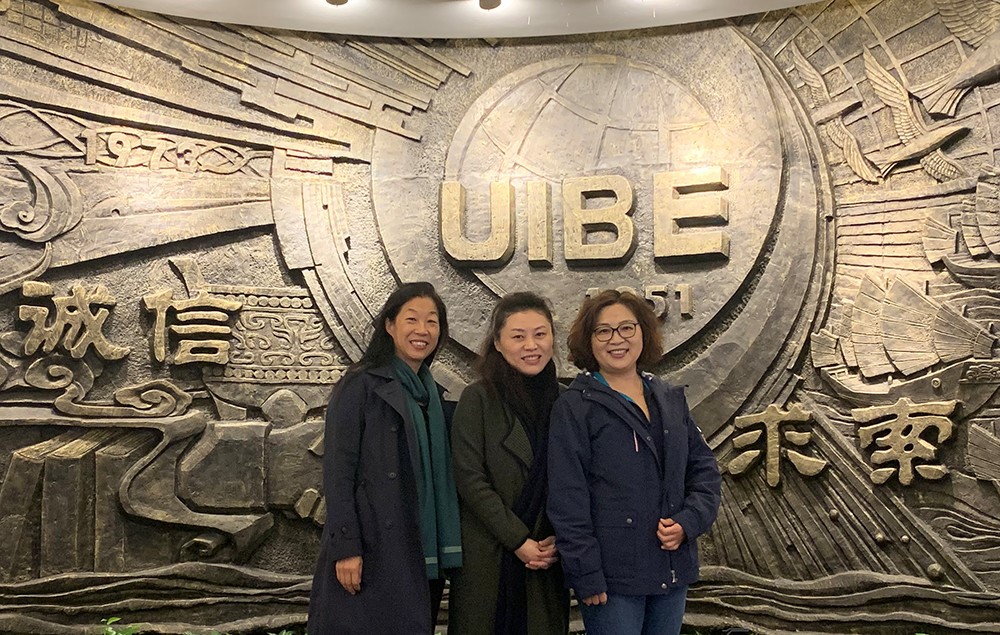 The President of the French LBI Group in China visited the China Luxury Research Centre of UIBE